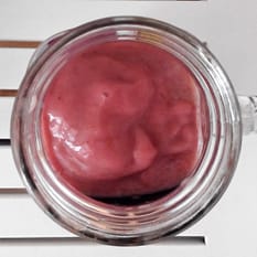 Erdbeer-Banane Nicecream